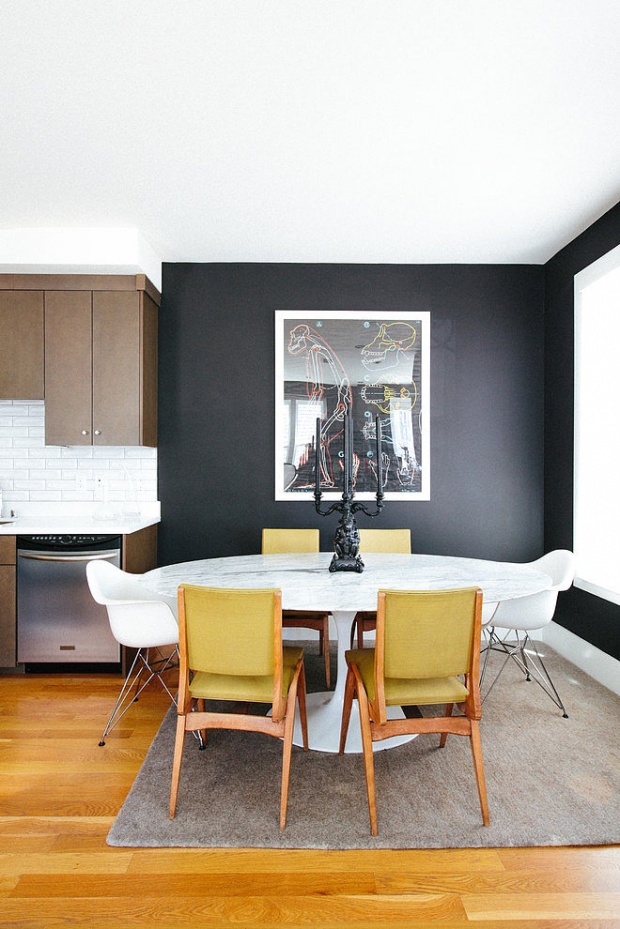 Interior Design : อพาร์ทเมนต์โมเดิร์น สร้างความอบอุ่นด้วยผนังสีดำ